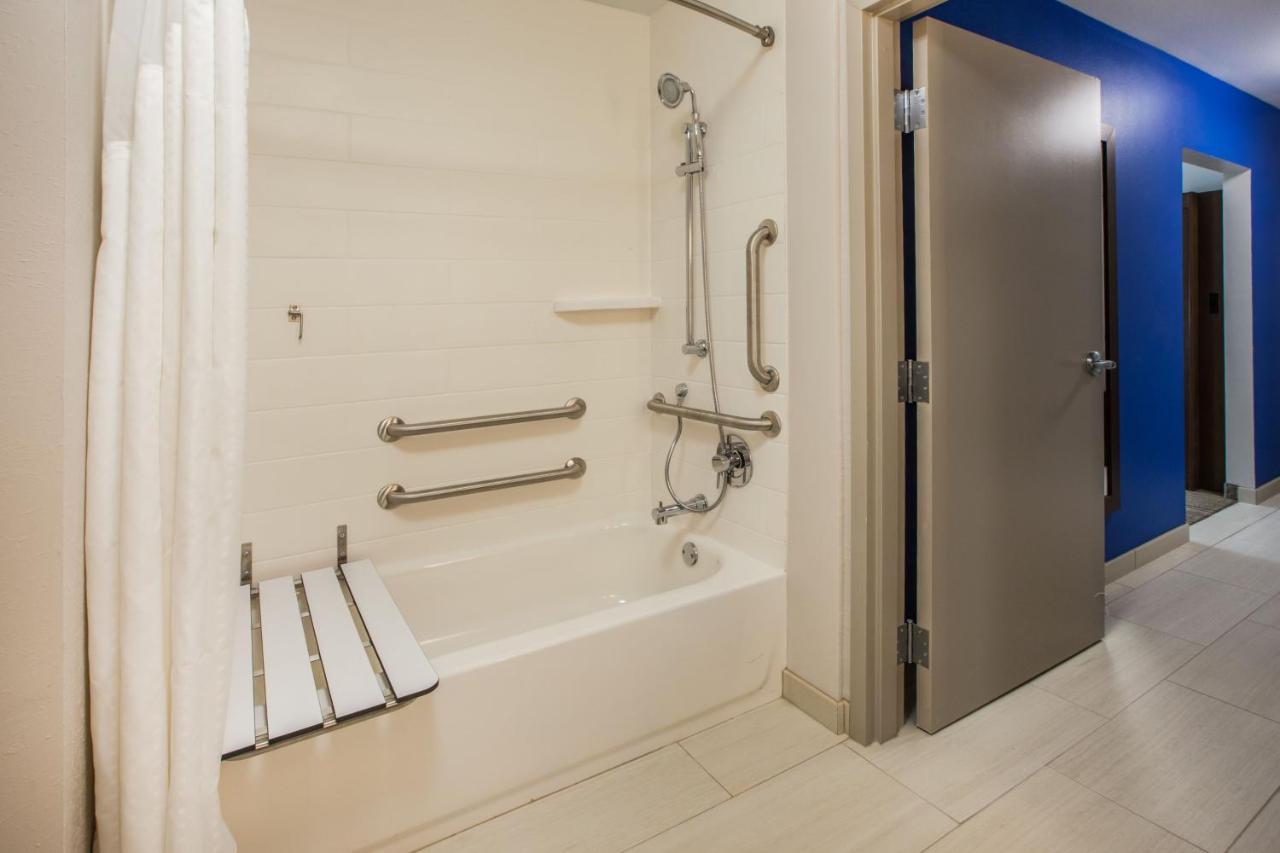 Holiday Inn Express - Blair By Ihg ภายนอก รูปภาพ
