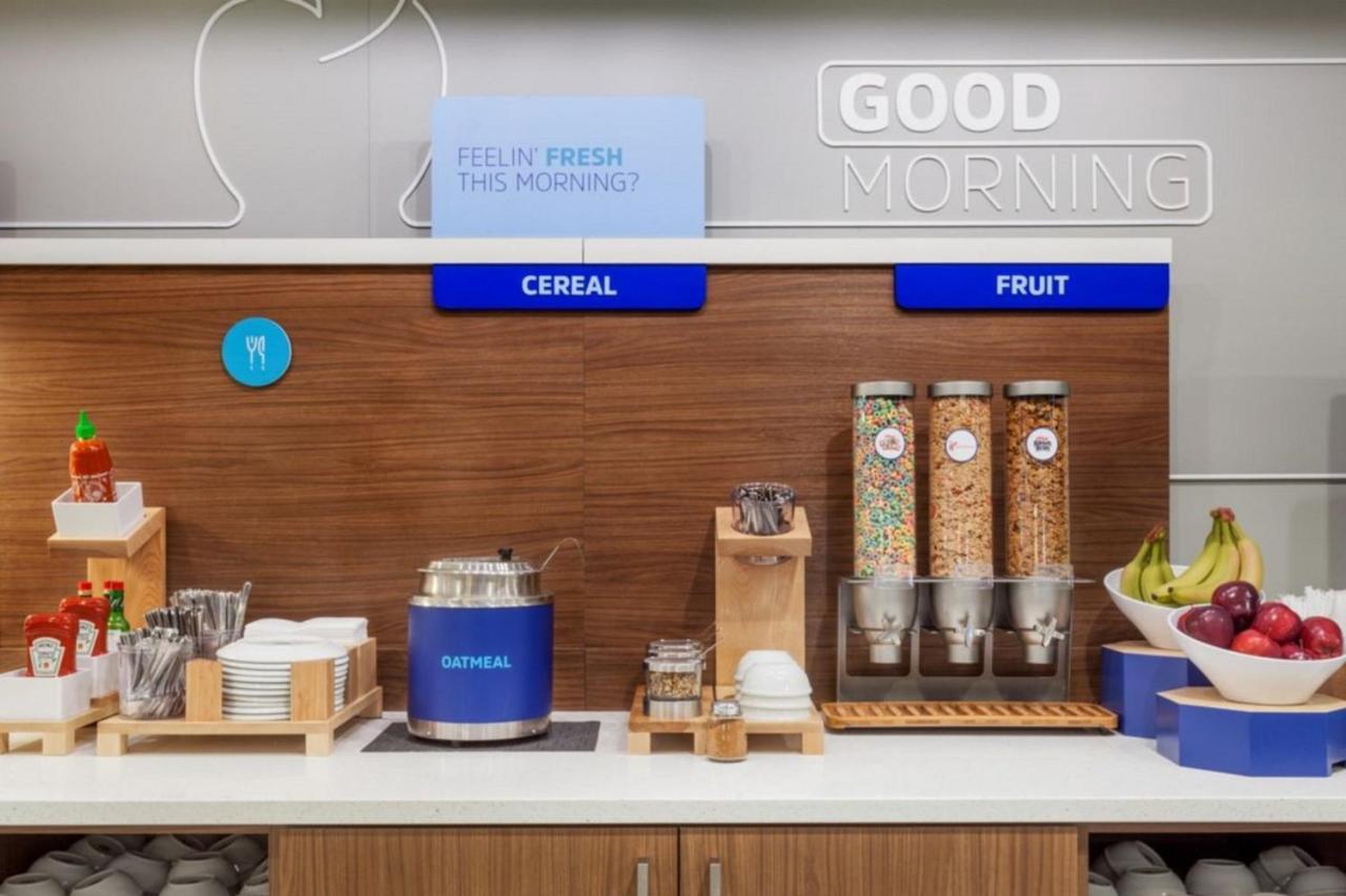 Holiday Inn Express - Blair By Ihg ภายนอก รูปภาพ